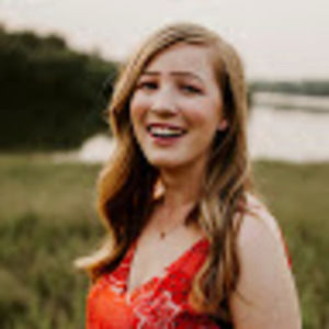 Meet your Posher, Avery